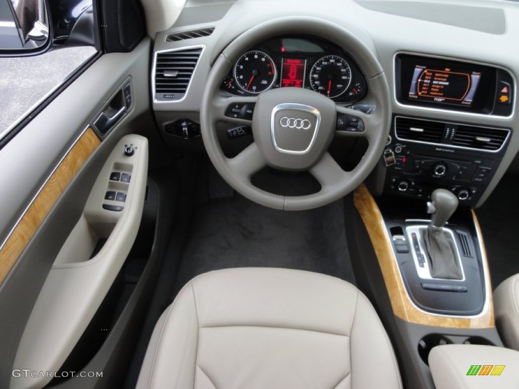 2009 Q5 3.2 Premium quattro - Deep Sea Blue Pearl Effect / Cardamom Beige photo #27