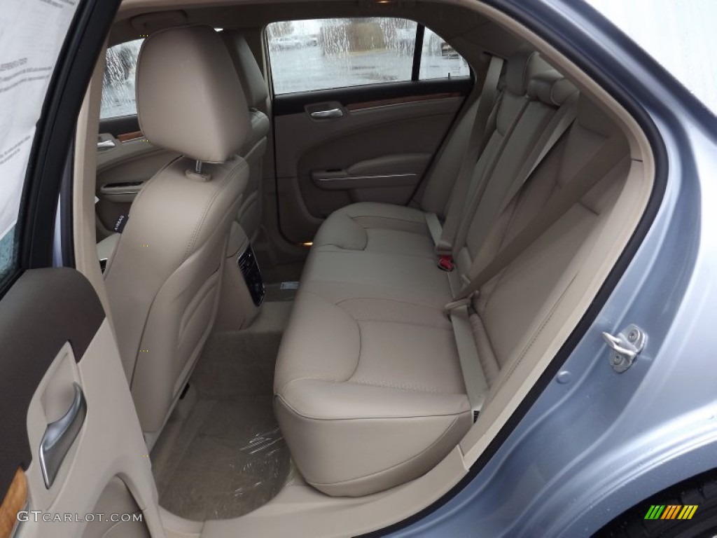 Black/Light Frost Beige Interior 2012 Chrysler 300 Limited Photo #58475508