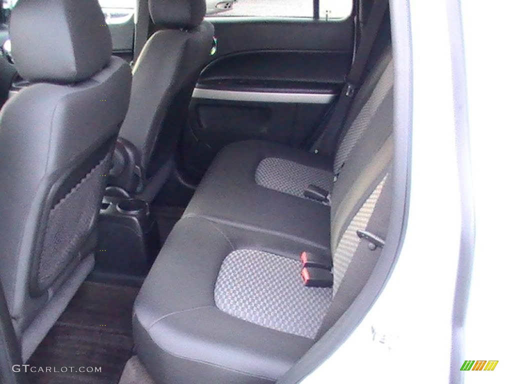 2011 HHR LS - Arctic Ice White / Ebony photo #11