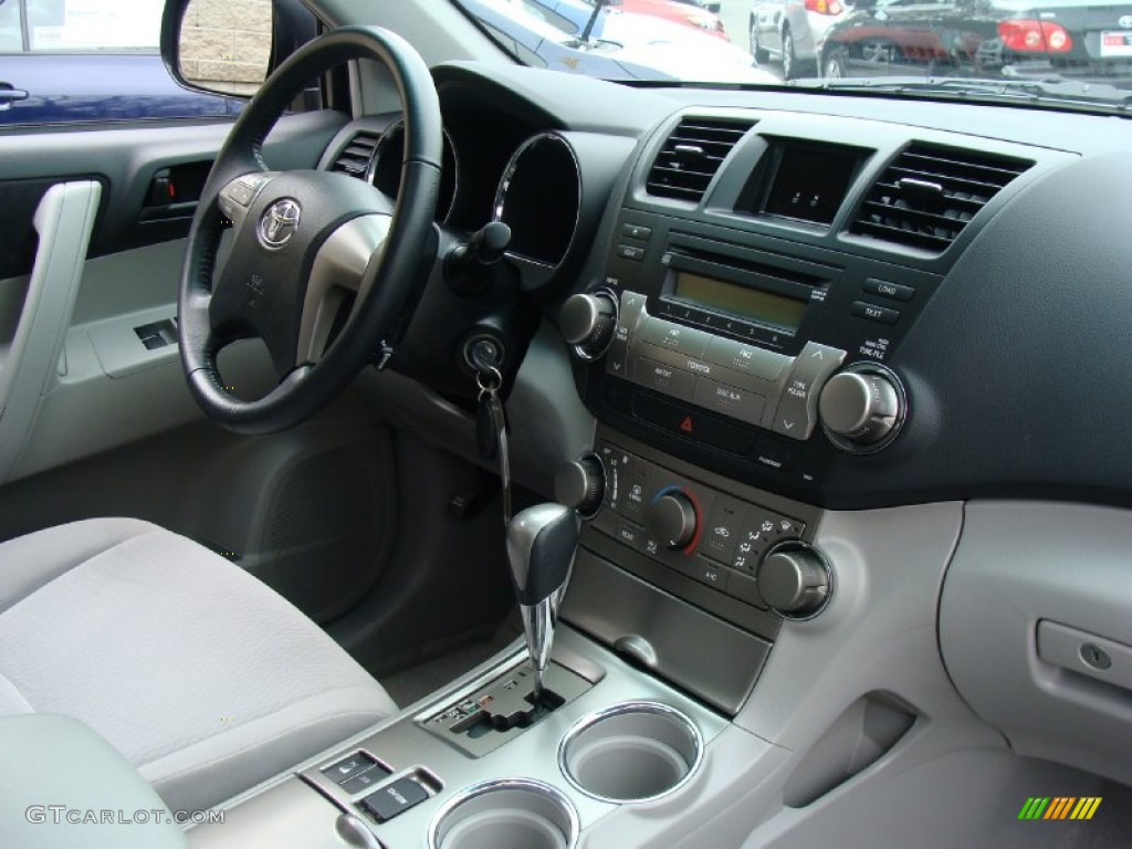 2009 Highlander V6 4WD - Magnetic Gray Metallic / Ash photo #21