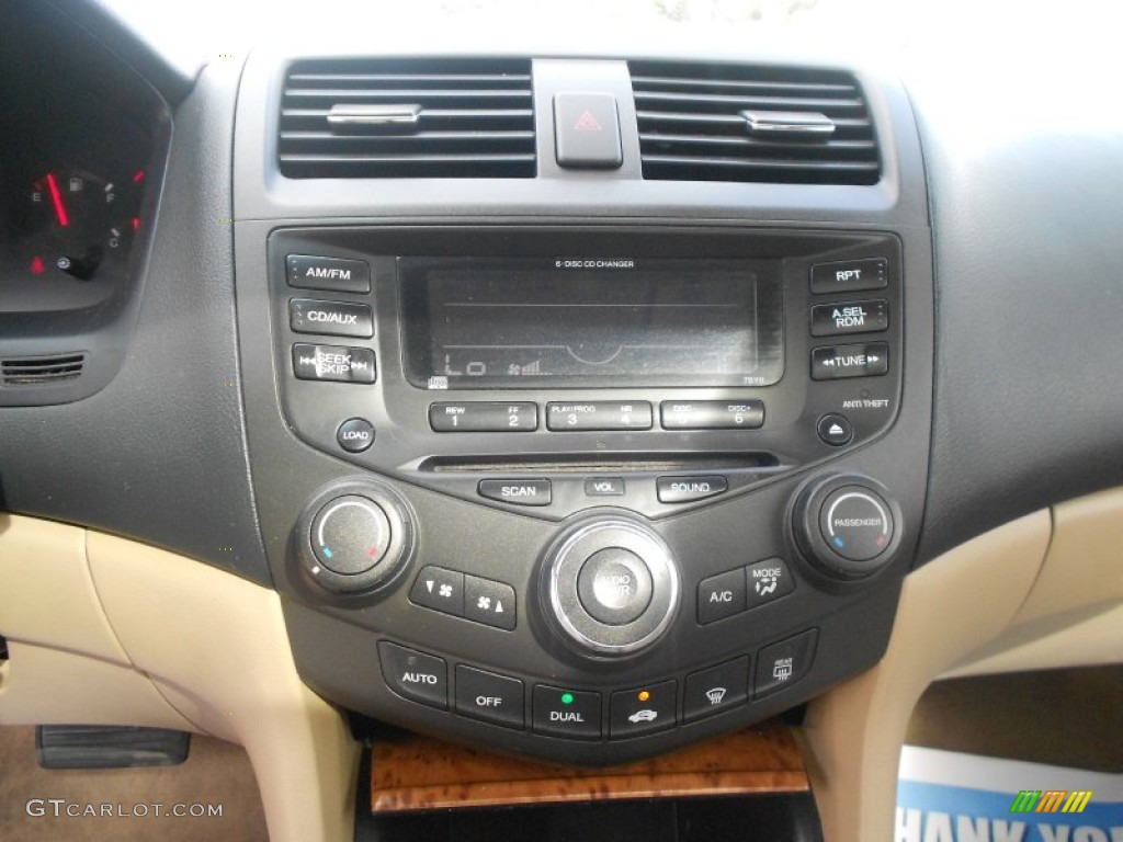 2003 Accord EX V6 Coupe - Taffeta White / Ivory photo #19