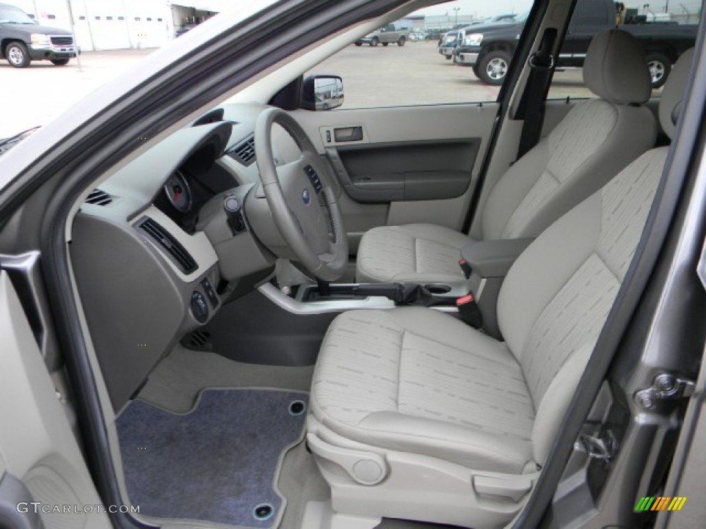 Medium Stone Interior 2011 Ford Focus SE Sedan Photo #58485736