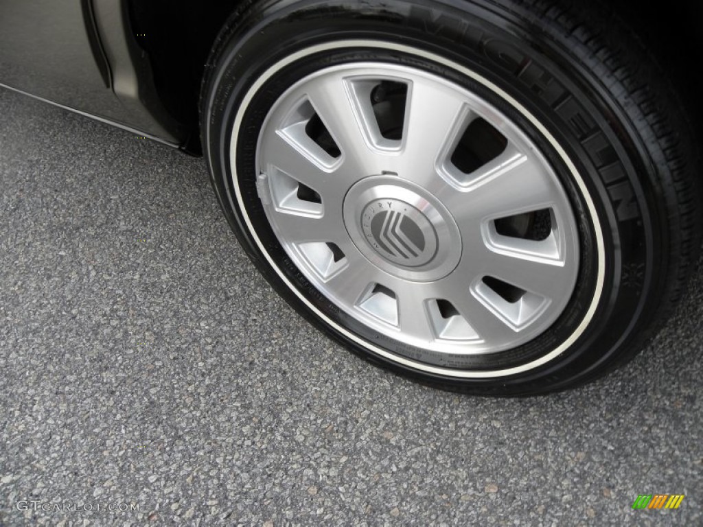2004 Grand Marquis LS - Arizona Beige Metallic / Medium Parchment photo #17