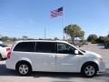 Stone White - Grand Caravan Mainstreet Photo No. 11