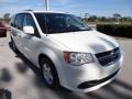 Stone White - Grand Caravan Mainstreet Photo No. 12