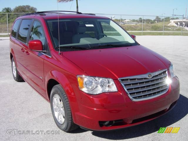 2008 Town & Country Touring Signature Series - Inferno Red Crystal Pearlcoat / Medium Slate Gray/Light Shale photo #1