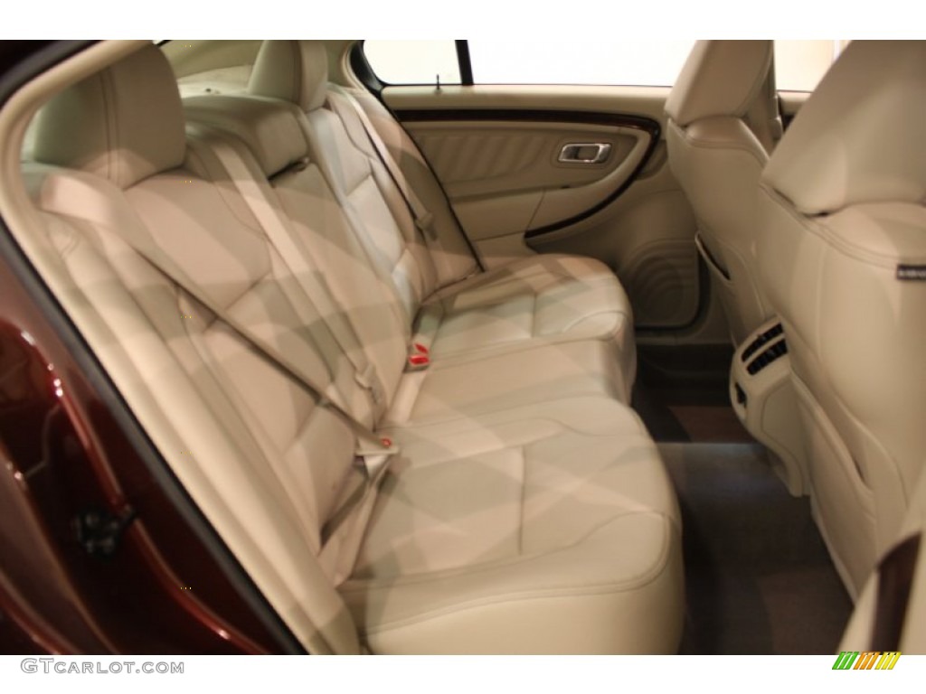 2010 Taurus Limited - Cinnamon Red Metallic / Light Stone photo #12