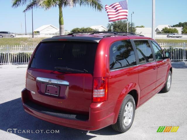 2008 Town & Country Touring Signature Series - Inferno Red Crystal Pearlcoat / Medium Slate Gray/Light Shale photo #6