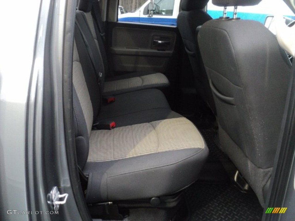 2010 Ram 1500 Big Horn Quad Cab 4x4 - Mineral Gray Metallic / Dark Slate/Medium Graystone photo #15
