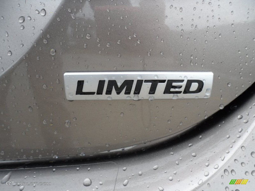 2012 Elantra Limited - Desert Bronze / Beige photo #16