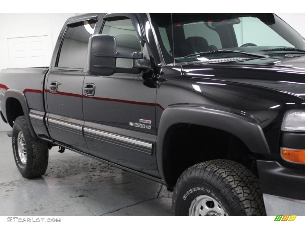 2002 Silverado 2500 LS Crew Cab 4x4 - Onyx Black / Medium Gray photo #3