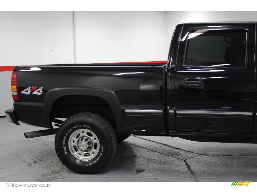 2002 Silverado 2500 LS Crew Cab 4x4 - Onyx Black / Medium Gray photo #26