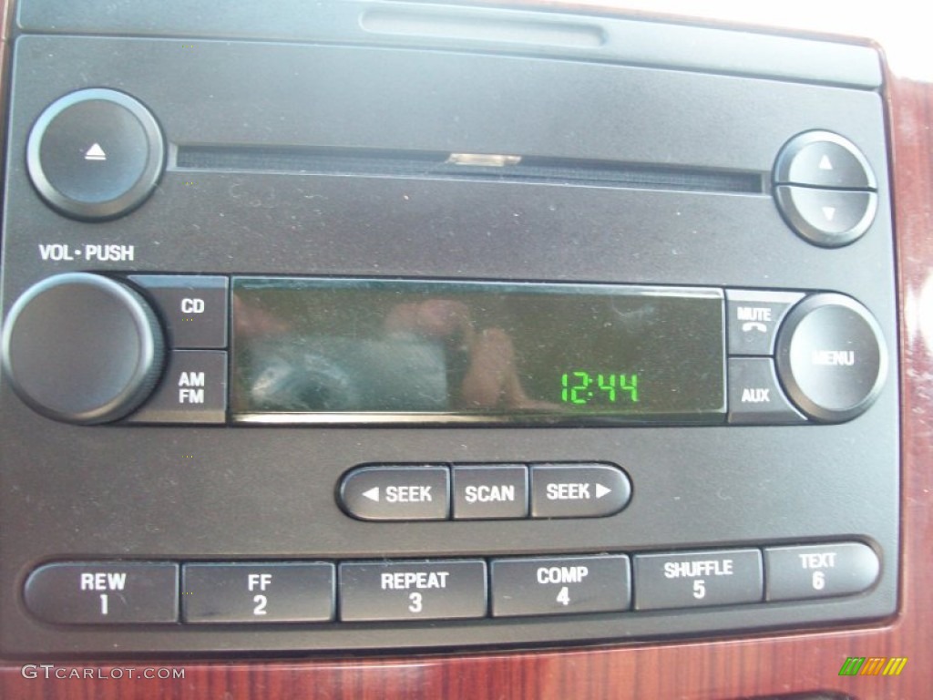 2006 F150 Lariat SuperCrew 4x4 - Oxford White / Tan photo #9