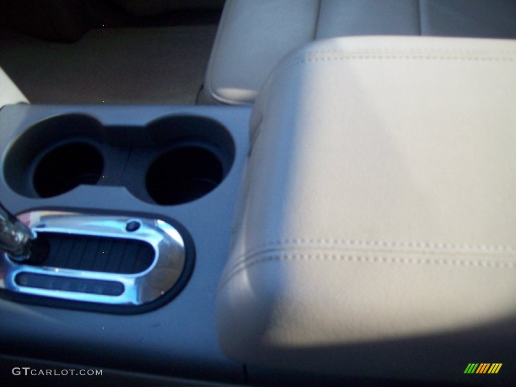 2006 F150 Lariat SuperCrew 4x4 - Oxford White / Tan photo #12