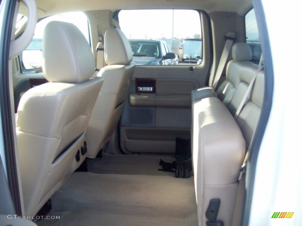 2006 F150 Lariat SuperCrew 4x4 - Oxford White / Tan photo #15