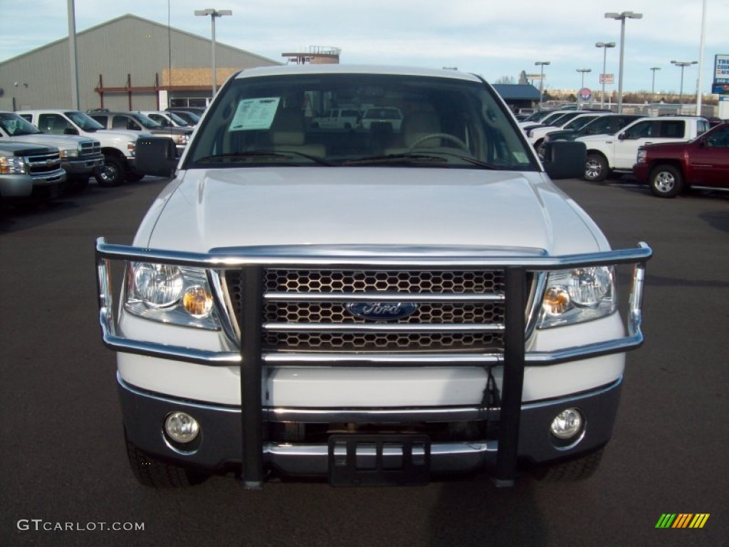 2006 F150 Lariat SuperCrew 4x4 - Oxford White / Tan photo #16