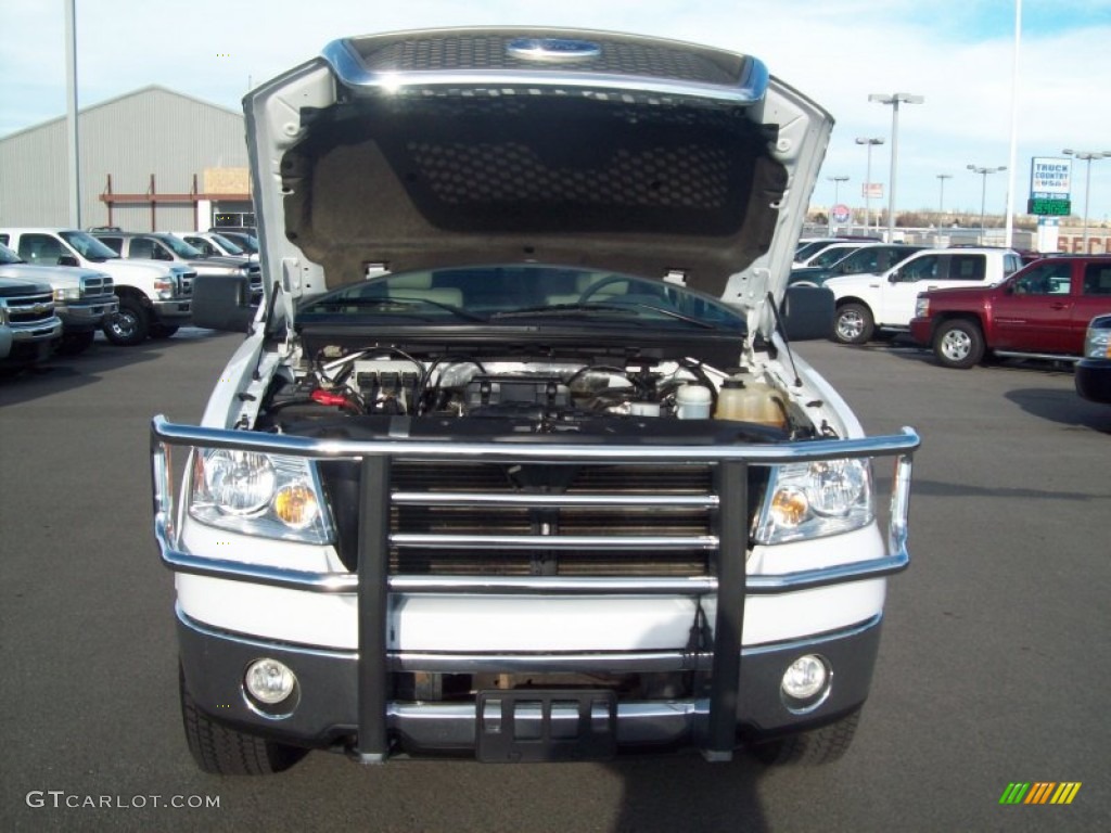 2006 F150 Lariat SuperCrew 4x4 - Oxford White / Tan photo #17