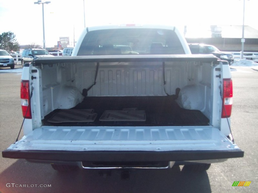 2006 F150 Lariat SuperCrew 4x4 - Oxford White / Tan photo #23