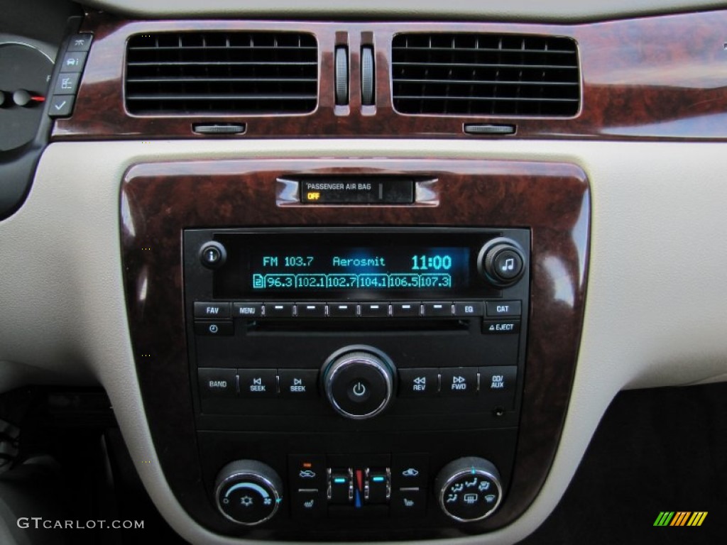 2008 Chevrolet Impala LT Controls Photo #58498546