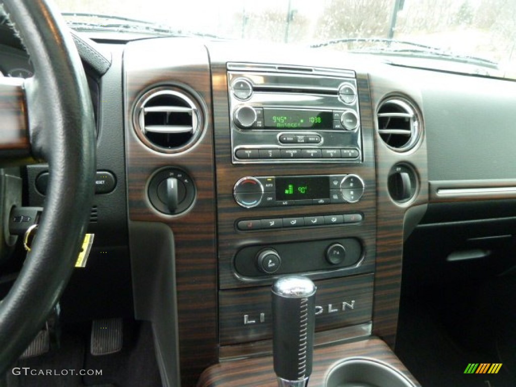2008 Lincoln Mark LT SuperCrew 4x4 Controls Photo #58500382