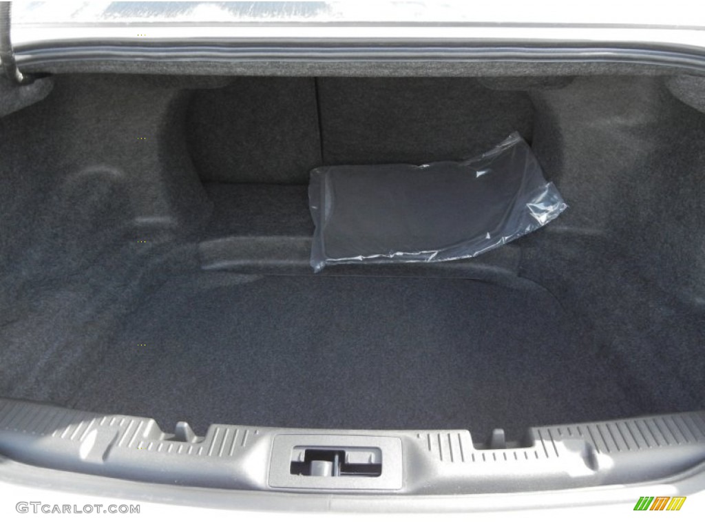 2012 Ford Taurus SEL Trunk Photo #58503416