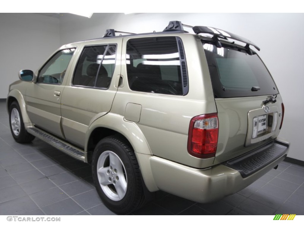 2002 QX4  - Golden Sand Metallic / Stone Beige photo #3