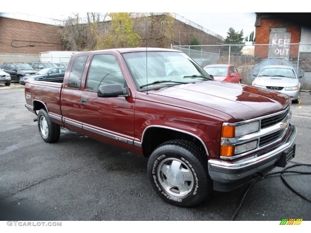 1998 C/K K1500 Extended Cab 4x4 - Dark Carmine Red Metallic / Neutral photo #1