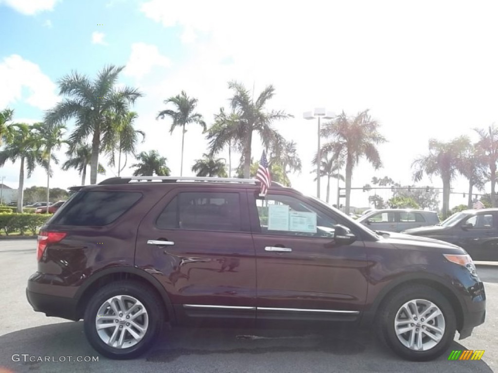 2011 Explorer XLT - Bordeaux Reserve Red Metallic / Charcoal Black photo #5