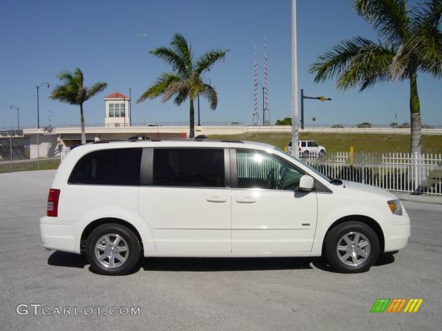 2008 Town & Country Touring Signature Series - Stone White / Medium Slate Gray/Light Shale photo #7
