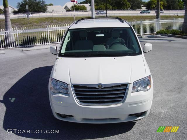 2008 Town & Country Touring Signature Series - Stone White / Medium Slate Gray/Light Shale photo #8
