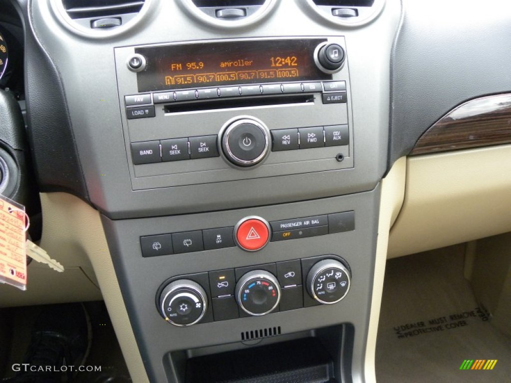 2009 Saturn VUE XR V6 Controls Photo #58508888