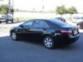 Black - Camry LE Photo No. 5