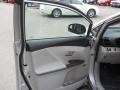 Classic Silver Metallic - Venza V6 Photo No. 11