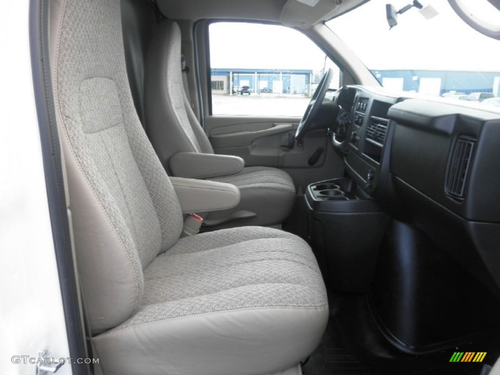Summit White 2012 GMC Savana Cutaway 3500 Commercial Moving Truck Exterior Photo #58512271