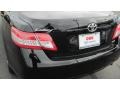 Black - Camry LE Photo No. 16