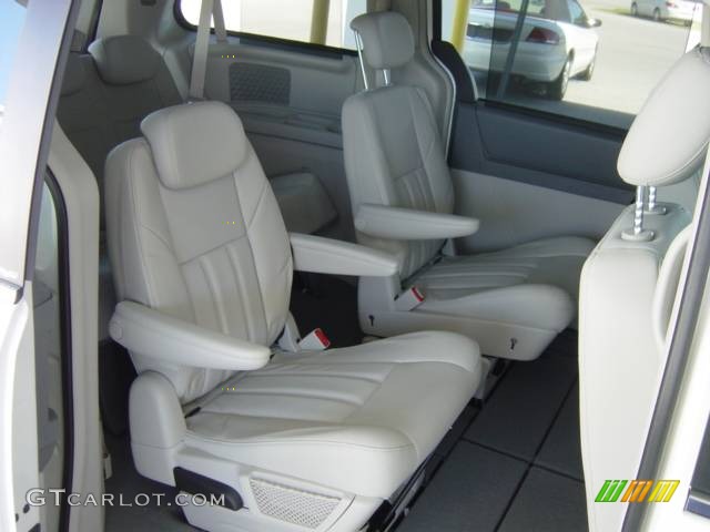 2008 Town & Country Touring Signature Series - Stone White / Medium Slate Gray/Light Shale photo #23