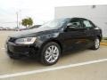 Black - Jetta SE Sedan Photo No. 3
