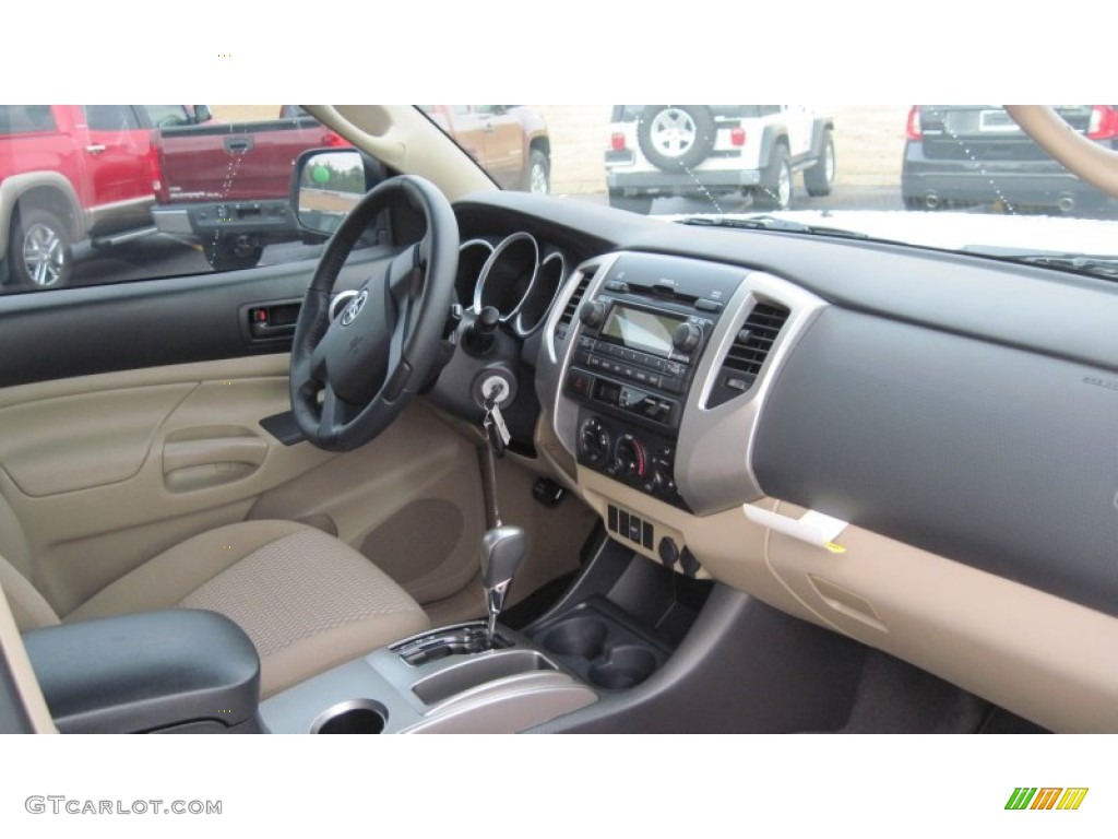 2012 Tacoma SR5 Prerunner Access cab - Super White / Sand Beige photo #21