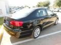 Black - Jetta SE Sedan Photo No. 7