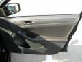 Black - Jetta SE Sedan Photo No. 11