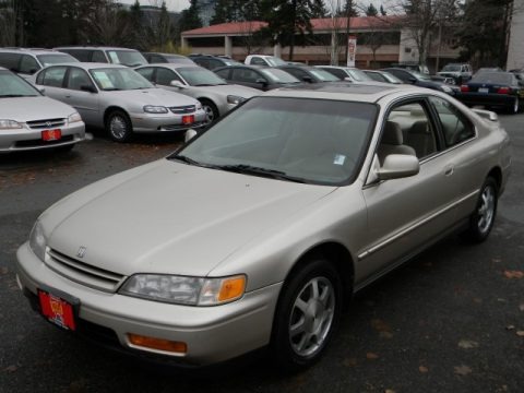 1994 Honda Accord EX Coupe Data, Info and Specs