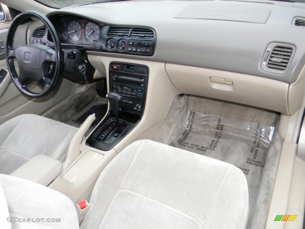 1994 Honda Accord EX Coupe Beige Dashboard Photo #58521056