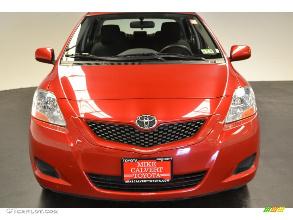 2010 Yaris Sedan - Absolutely Red / Dark Charcoal photo #2