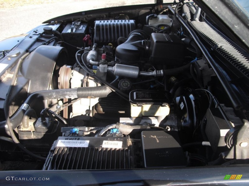 2000 GMC Yukon Denali 4x4 5.7 Liter OHV 16-Valve V8 Engine Photo #58526966
