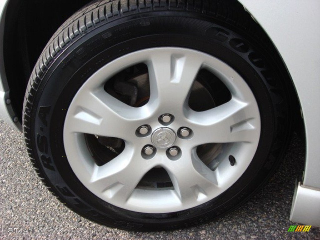 2006 Toyota Matrix XR Wheel Photos