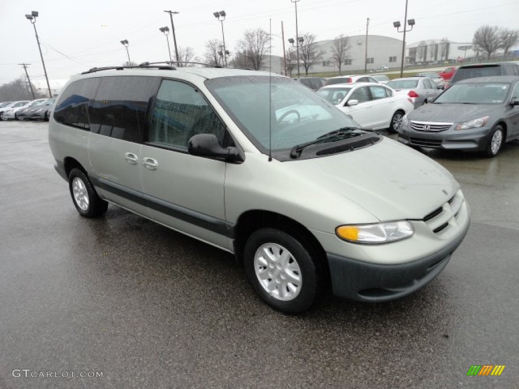 1999 Grand Caravan SE - Light Cypress Green Pearl / Mist Gray photo #7