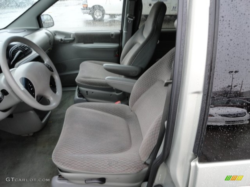 1999 Grand Caravan SE - Light Cypress Green Pearl / Mist Gray photo #10