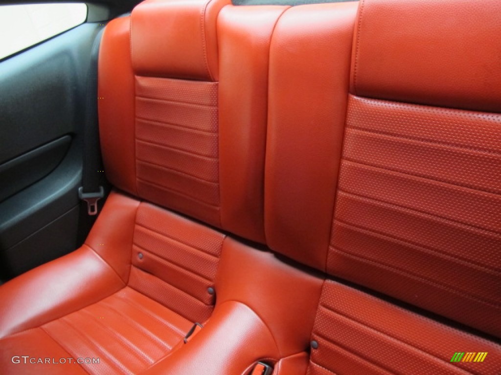 2005 Mustang GT Premium Coupe - Black / Red Leather photo #20