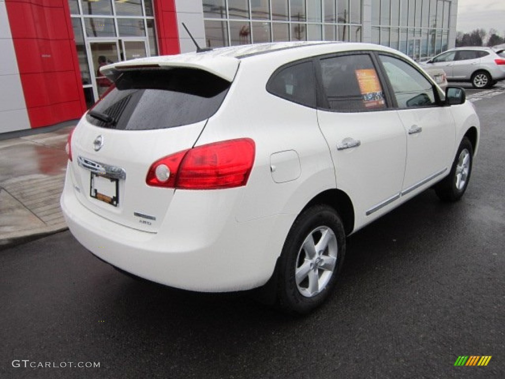 2012 Rogue S Special Edition AWD - Pearl White / Black photo #7