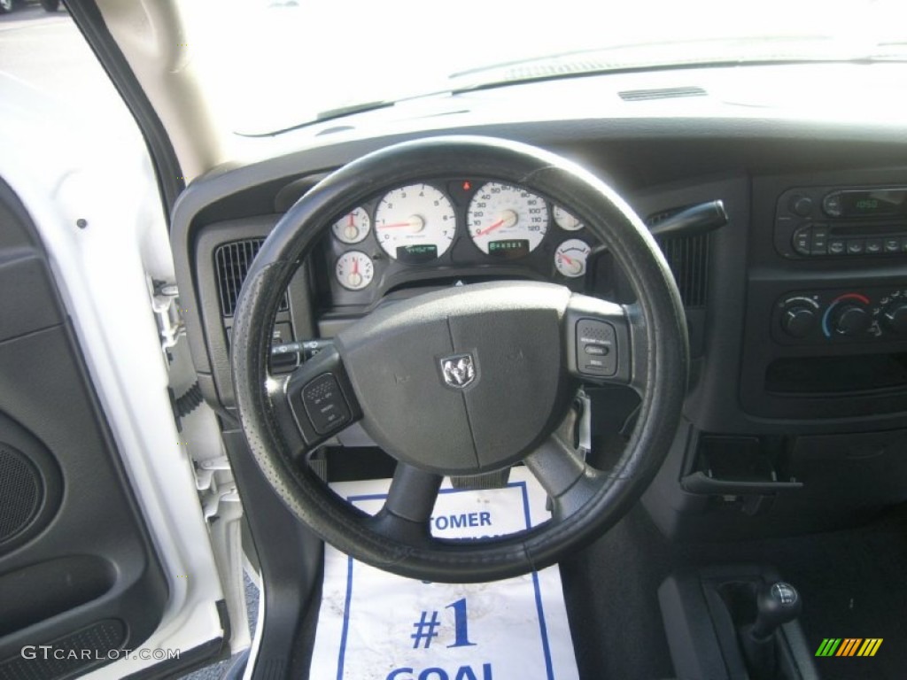 2005 Ram 1500 SLT Quad Cab 4x4 - Bright White / Dark Slate Gray photo #11